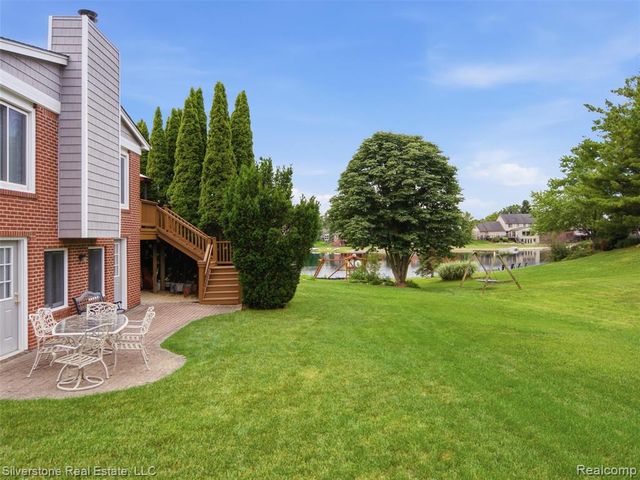 6577 Edith Court, Troy, MI 48085