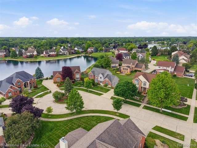 6577 Edith Court, Troy, MI 48085