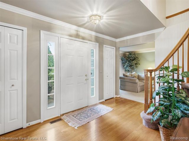 6577 Edith Court, Troy, MI 48085