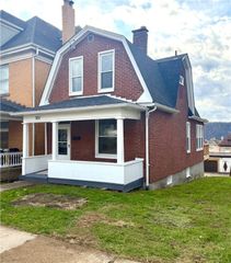 1137 Taylor Ave, New Kensington, PA 15068