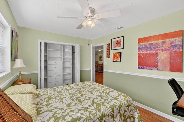 810 E 9TH AVENUE, New Smyrna Beach, FL 32169