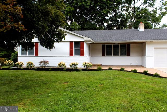 2010 WEATHERTON DR, Wilmington, DE 19810