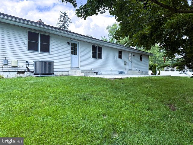 2010 WEATHERTON DR, Wilmington, DE 19810