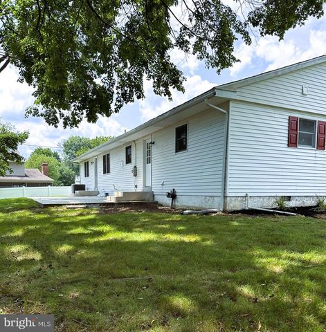 2010 WEATHERTON DR, Wilmington, DE 19810