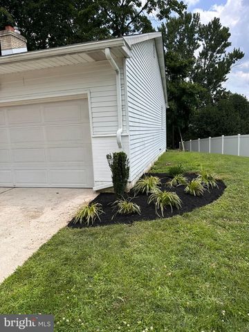 2010 WEATHERTON DR, Wilmington, DE 19810