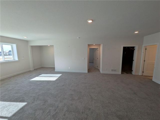 20754 W 188th Terrace, Spring Hill, KS 66083