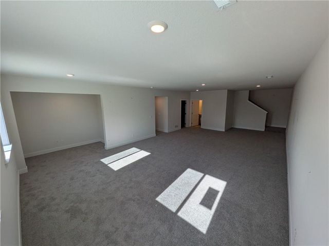 20754 W 188th Terrace, Spring Hill, KS 66083