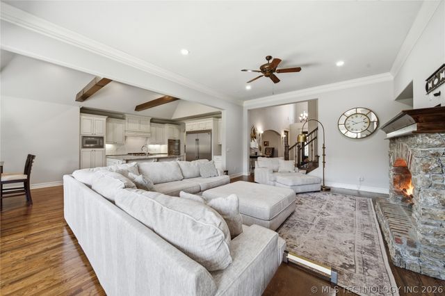 5101 W Birmingham Street, Broken Arrow, OK 74011