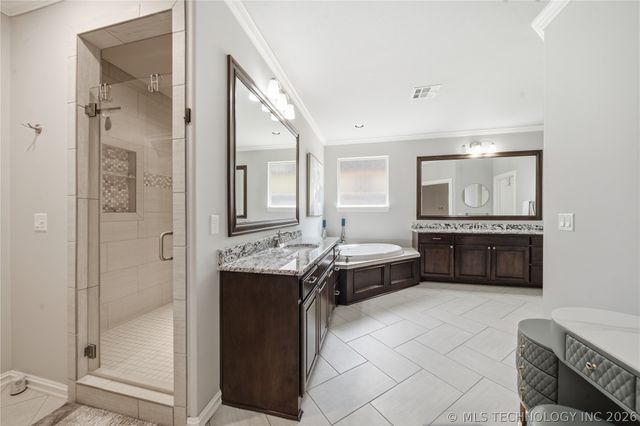 5101 W Birmingham Street, Broken Arrow, OK 74011