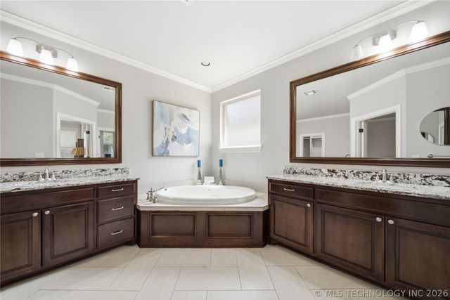 5101 W Birmingham Street, Broken Arrow, OK 74011