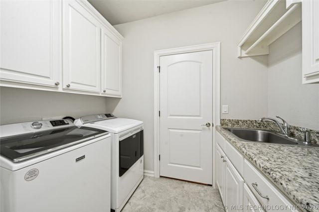 5101 W Birmingham Street, Broken Arrow, OK 74011