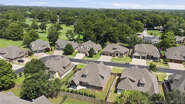 5101 W Birmingham Street, Broken Arrow, OK 74011