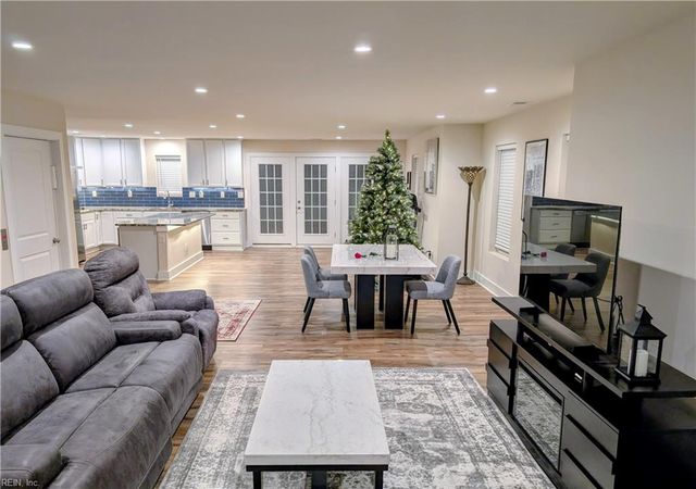 2412 Dunning ARCH, Virginia Beach, VA 23456