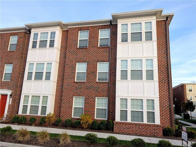 2412 Dunning ARCH, Virginia Beach, VA 23456