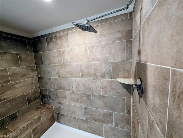 2412 Dunning ARCH, Virginia Beach, VA 23456