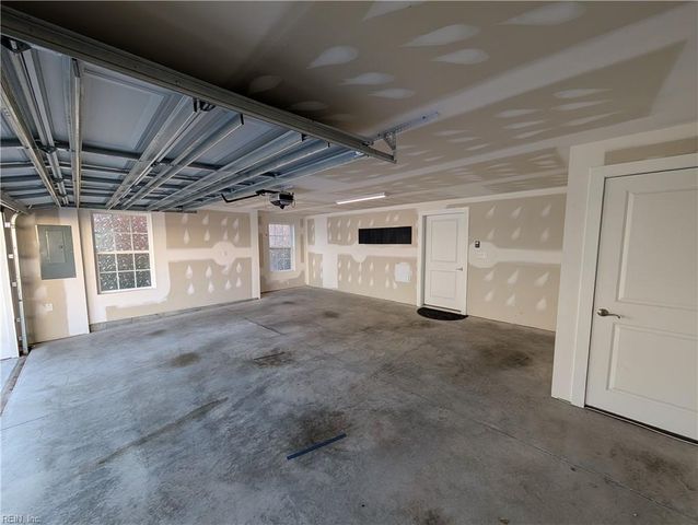 2412 Dunning ARCH, Virginia Beach, VA 23456