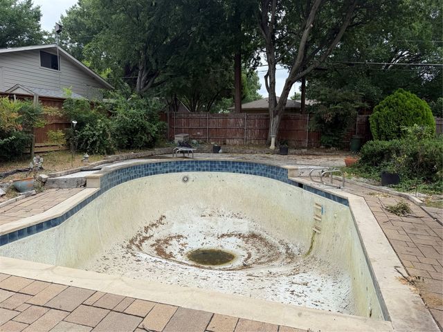 108 N Gentle Drive, Richardson, TX 75080