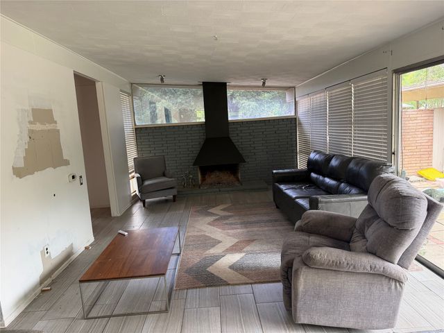 108 N Gentle Drive, Richardson, TX 75080