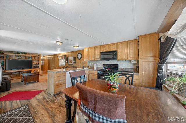 104 Pine Street, Old Monroe, MO 63369