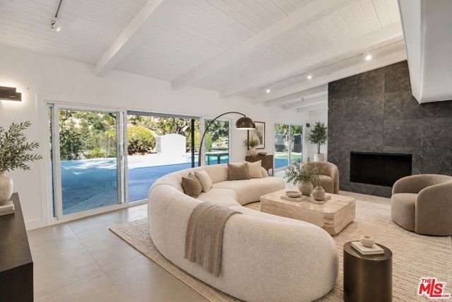 16047 Meadowcrest Road, Sherman Oaks, CA 91403