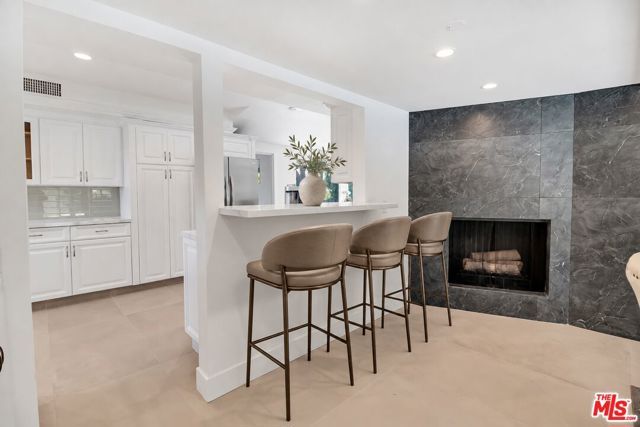 16047 Meadowcrest Road, Sherman Oaks, CA 91403