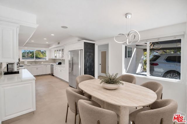 16047 Meadowcrest Road, Sherman Oaks, CA 91403