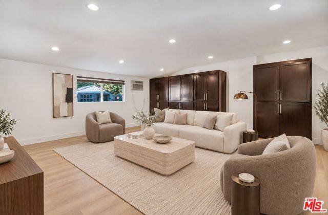 16047 Meadowcrest Road, Sherman Oaks, CA 91403