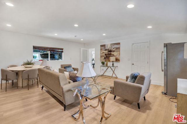 16047 Meadowcrest Road, Sherman Oaks, CA 91403
