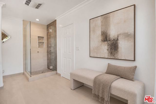 16047 Meadowcrest Road, Sherman Oaks, CA 91403