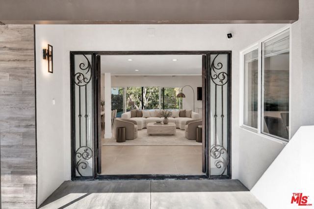 16047 Meadowcrest Road, Sherman Oaks, CA 91403