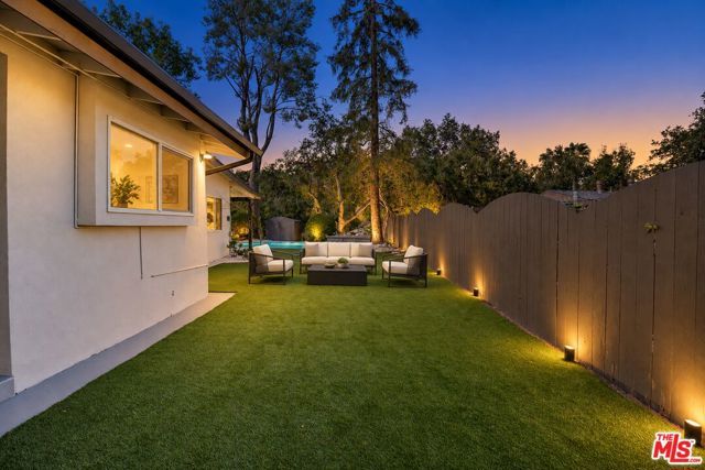 16047 Meadowcrest Road, Sherman Oaks, CA 91403
