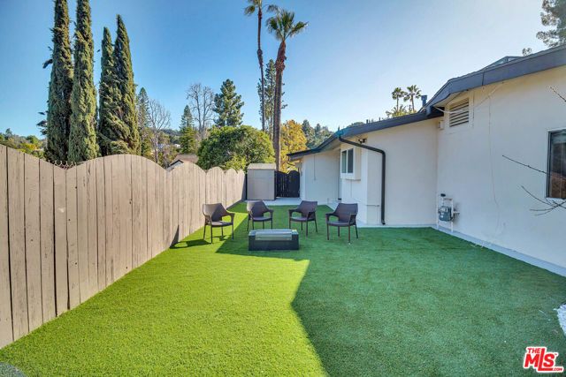 16047 Meadowcrest Road, Sherman Oaks, CA 91403