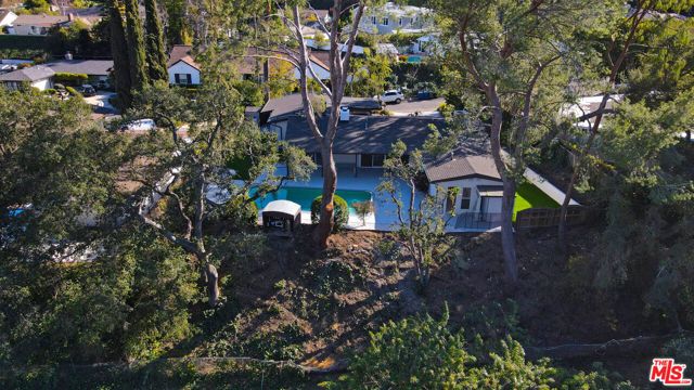 16047 Meadowcrest Road, Sherman Oaks, CA 91403