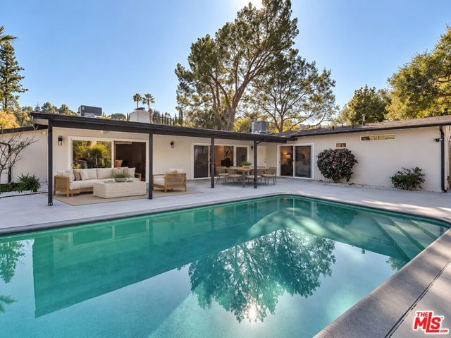 16047 Meadowcrest Road, Sherman Oaks, CA 91403