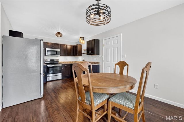 3213 Camp Street, St Charles, MO 63301