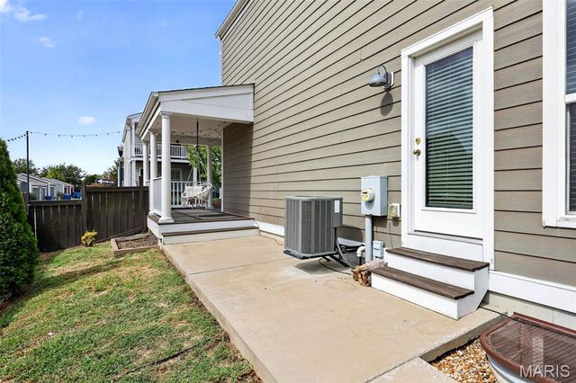 3213 Camp Street, St Charles, MO 63301