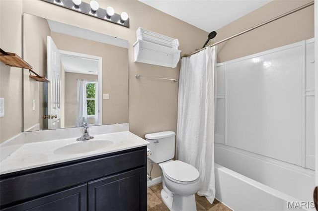 3213 Camp Street, St Charles, MO 63301