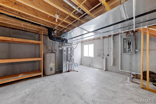 3213 Camp Street, St Charles, MO 63301