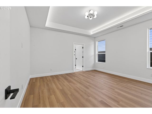 734 Se 35th St, Battle Ground, WA 98604