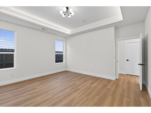 734 Se 35th St, Battle Ground, WA 98604