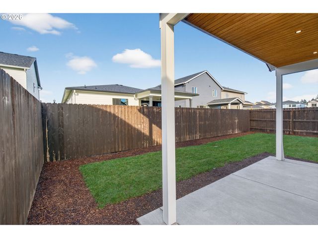 734 Se 35th St, Battle Ground, WA 98604