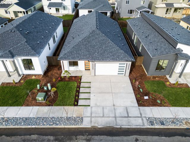 734 Se 35th St, Battle Ground, WA 98604