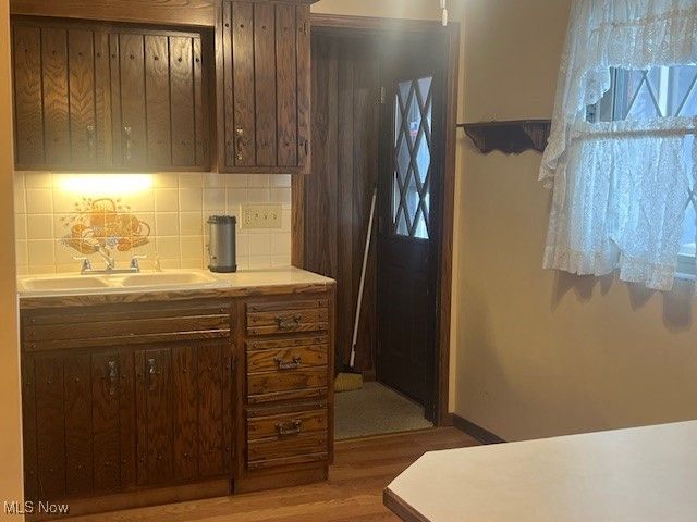 1124 Valley Drive NW, North Canton, OH 44720