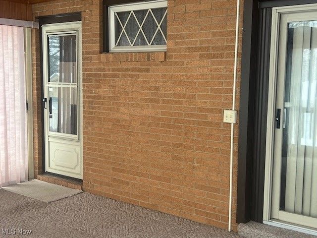 1124 Valley Drive NW, North Canton, OH 44720