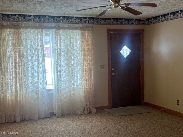 1124 Valley Drive NW, North Canton, OH 44720