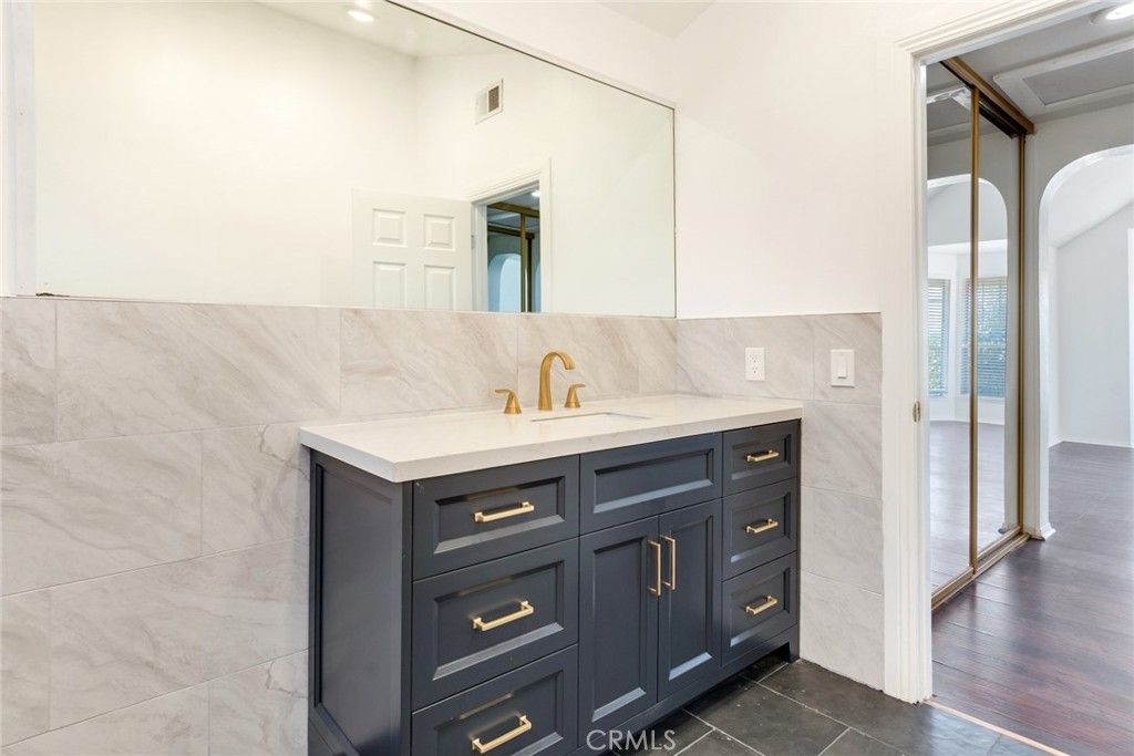 Image 19 of property listing at 7981 Virtue Vista, Jurupa Valley, CA 92509