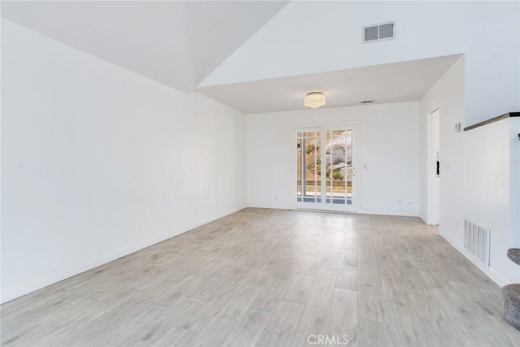 Image 5 of property listing at 7981 Virtue Vista, Jurupa Valley, CA 92509