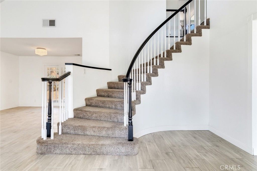 Image 6 of property listing at 7981 Virtue Vista, Jurupa Valley, CA 92509