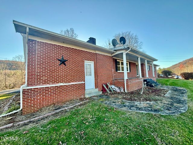 10027 Rellim Dr Road, Coeburn, VA 24230