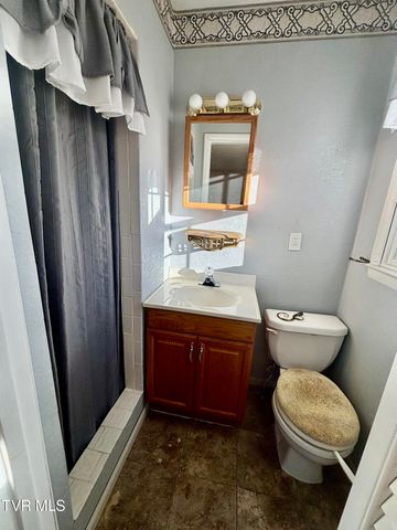 10027 Rellim Dr Road, Coeburn, VA 24230